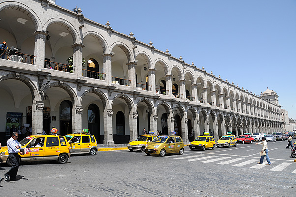 P4676.jpg (4288x2848) NIKON D300 - 18-200mm f/3.5-5.6 // F9 // 1/320 sec // ISO 200 // 18,0 mm // no Flash // 2010:09:16 12:37:46