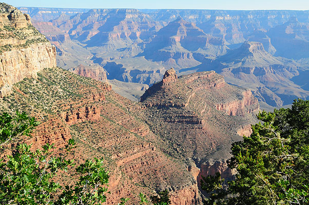 DSC_1272.jpg (4288x2848) NIKON D300 - 18-200mm f/3.5-5.6 // F6,3 // 1/160 sec // ISO 200 // 24,0 mm // no Flash // 2008:07:08 07:54:20