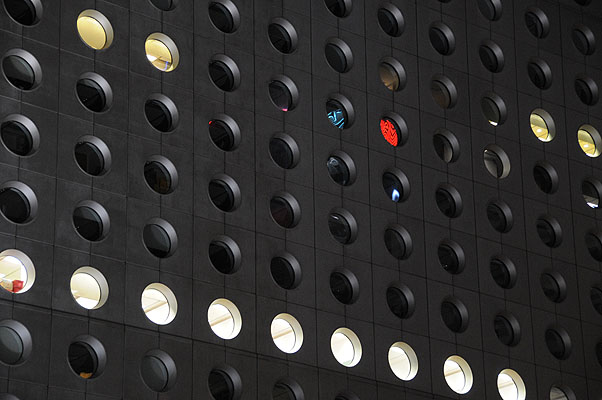 HKMM_0116.jpg (4288x2848) NIKON D300 - 18-200mm f/3.5-5.6 // F5 // 1/15 sec // ISO 1600 // 75,0 mm // no Flash // 2008:11:29 21:09:57