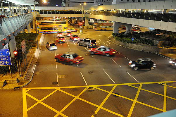 HKMM_0118.jpg (4288x2848) NIKON D300 - 18-200mm f/3.5-5.6 // F3,5 // 1/13 sec // ISO 1600 // 18,0 mm // no Flash // 2008:11:29 21:10:28