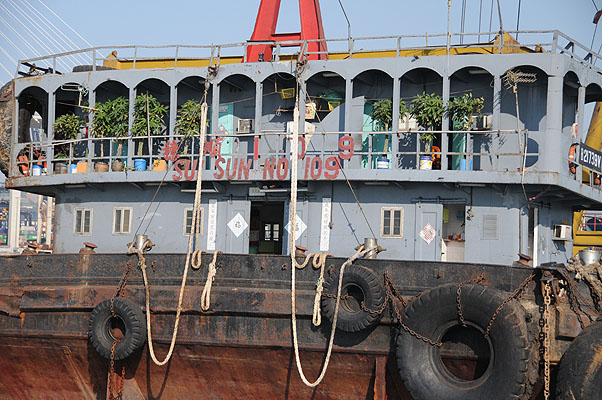 HKMM_0537.jpg (4288x2848) NIKON D300 - 18-200mm f/3.5-5.6 // F4,8 // 1/1000 sec // ISO 640 // 60,0 mm // no Flash // 2008:11:30 15:15:23