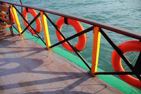 HKMM_0765.jpg (4288x2848) NIKON D300 - 18-200mm f/3.5-5.6 // F3,5 // 1/500 sec // ISO 800 // 18,0 mm // no Flash // 2008:11:30 16:29:50