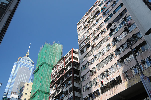 HKMM_1081.jpg (4288x2848) NIKON D300 - 18-200mm f/3.5-5.6 // F3,8 // 1/1000 sec // ISO 450 // 22,0 mm // no Flash // 2008:12:01 13:49:54