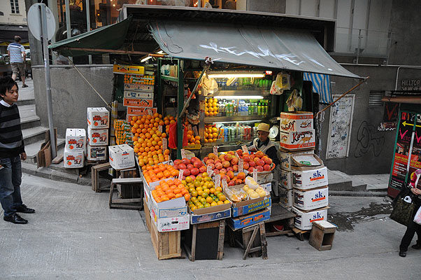 HKMM_1128.jpg (4288x2848) NIKON D300 - 18-200mm f/3.5-5.6 // F3,5 // 1/125 sec // ISO 1600 // 18,0 mm // no Flash // 2008:12:01 16:52:05