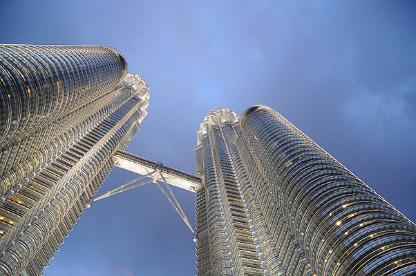 HKMM_2502.jpg (4288x2848) NIKON D300 - 18-200mm f/3.5-5.6 // F3,5 // 1/80 sec // ISO 1600 // 18,0 mm // no Flash // 2008:12:09 19:11:22