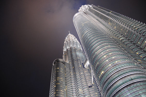 HKMM_2539.jpg (4288x2848) NIKON D300 - 18-200mm f/3.5-5.6 // F3,5 // 0.05 sec // ISO 800 // 18,0 mm // no Flash // 2008:12:09 19:25:32