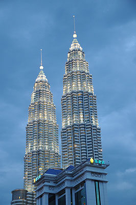 HKMM_2763.jpg (4288x2848) NIKON D300 - 18-200mm f/3.5-5.6 // F4,5 // 0.05 sec // ISO 800 // 48,0 mm // no Flash // 2008:12:10 19:10:08