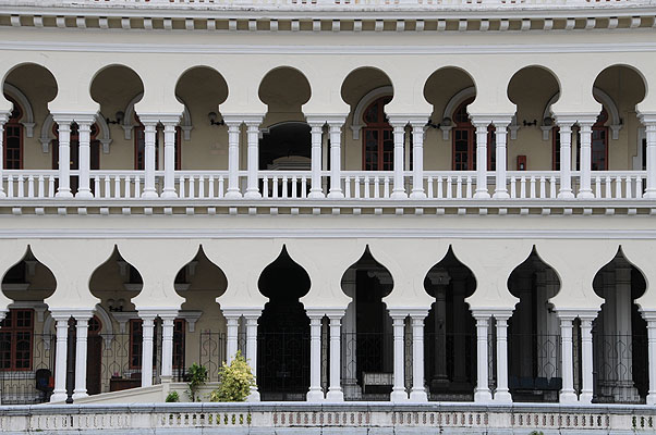 HKMM_2921.jpg (4288x2848) NIKON D300 - 18-200mm f/3.5-5.6 // F11 // 1/400 sec // ISO 400 // 70,0 mm // no Flash // 2008:12:11 12:52:26