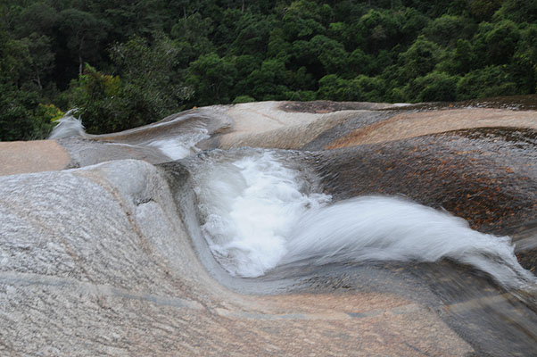 HKMM_1768.jpg (4288x2848) NIKON D300 - 18-200mm f/3.5-5.6 // F32 // 1/13 sec // ISO 400 // 50,0 mm // no Flash // 2008:12:06 12:34:57