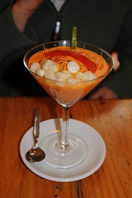 P0147.jpg (4288x2848) NIKON D300 - 18-200mm f/3.5-5.6 // F4,2 // 1/60 sec // ISO 200 // 35,0 mm // Flash fired, return detected // 2010:08:28 12:34:58