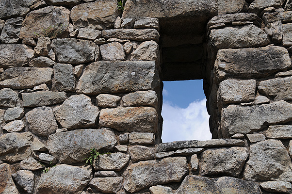 P2723.jpg (4288x2848) NIKON D300 - 18-200mm f/3.5-5.6 // F7,1 // 1/320 sec // ISO 200 // 35,0 mm // no Flash // 2010:09:09 10:15:44