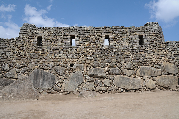 P2726.jpg (4288x2848) NIKON D300 - 18-200mm f/3.5-5.6 // F6,3 // 1/320 sec // ISO 200 // 20,0 mm // no Flash // 2010:09:09 10:16:33