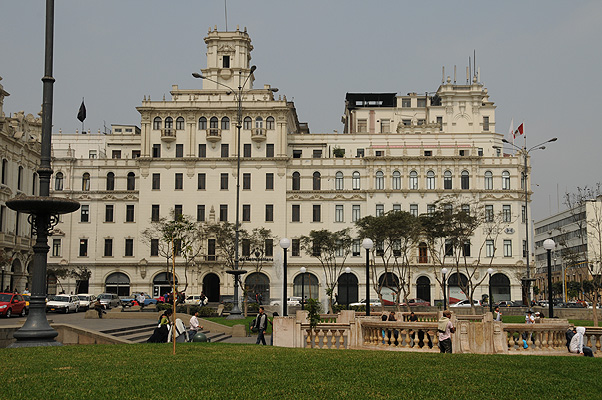 P0166.jpg (4288x2848) NIKON D300 - 18-200mm f/3.5-5.6 // F11 // 1/500 sec // ISO 200 // 32,0 mm // no Flash // 2010:08:28 13:35:55