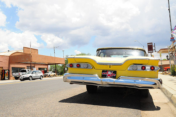 DSC_1118.jpg (4288x2848) NIKON D300 - 18-200mm f/3.5-5.6 // F25 // 1/250 sec // ISO 3200 // 22,0 mm // Flash fired, return detected // 2008:07:07 12:09:39